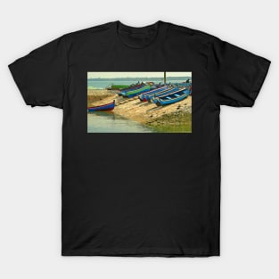 Setúbal, sun bathing T-Shirt